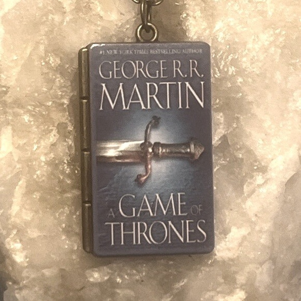 George R.R. Martin-Game Of Thrones-Book Cover Pendant Bronze Chain Necklace -New - Picture 9 of 11